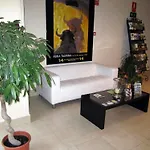 Eliseos Hotel