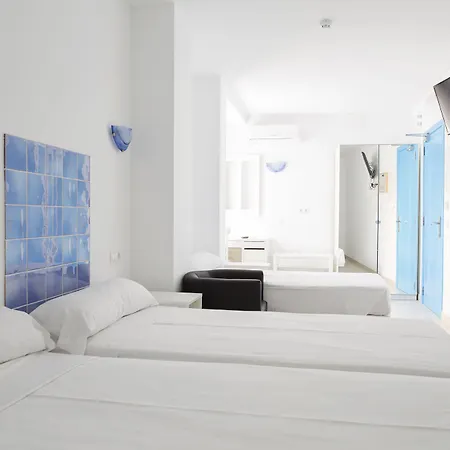 Eliseos Hotell 3*