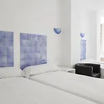Eliseos Hotel
