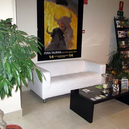 Hotell Eliseos 3*