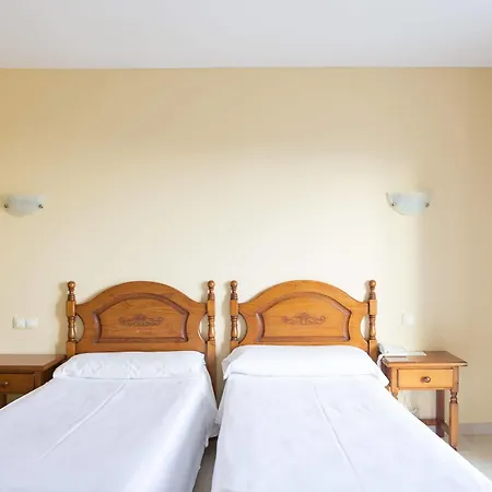 Hotell Eliseos 3*