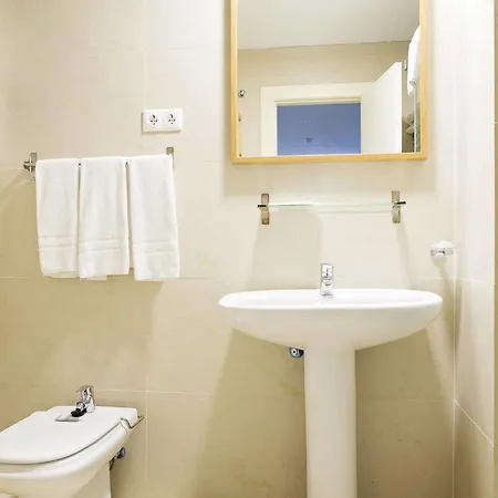 Hotell Eliseos 3*
