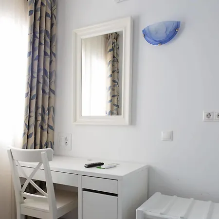 Hotell Eliseos 3*